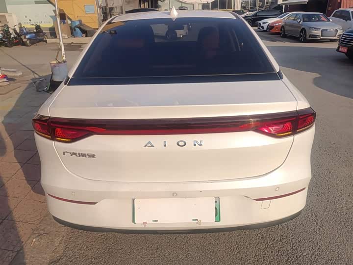 Фото 6 - GAC Aion S