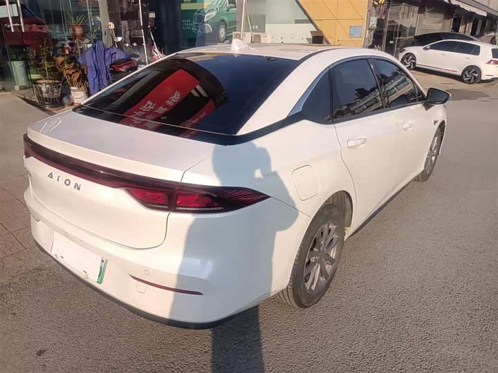 Фото 7 - GAC Aion S