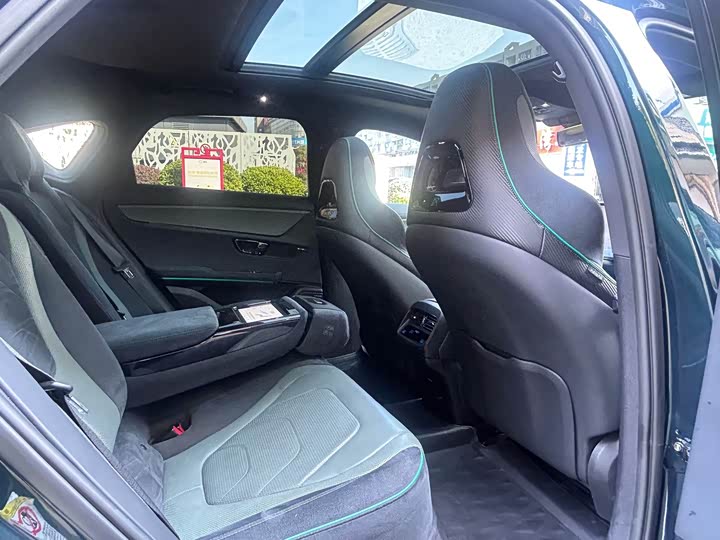 Фото 7 - BYD Han