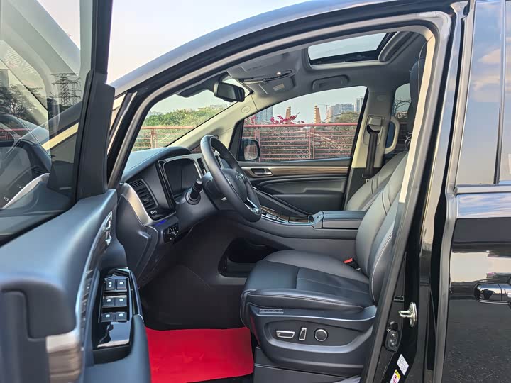 Фото 5 - GAC Trumpchi M8