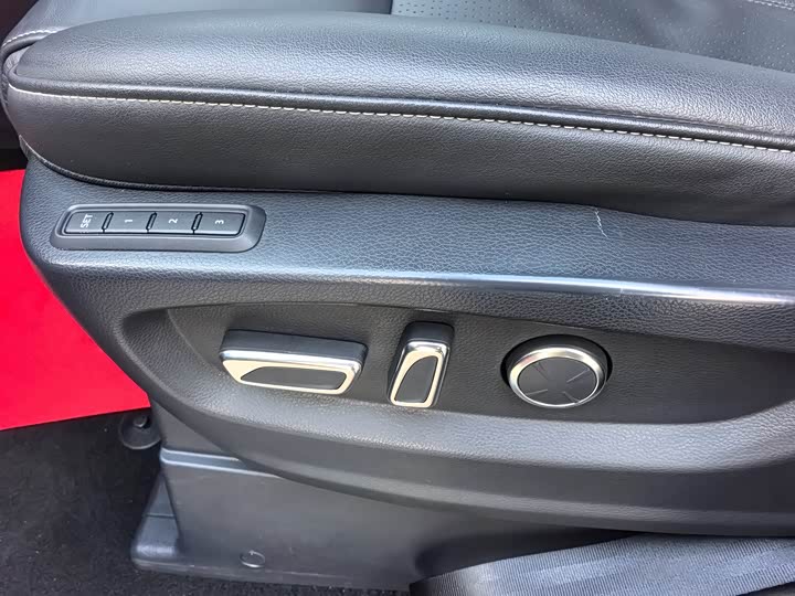 Фото 8 - GAC Trumpchi M8