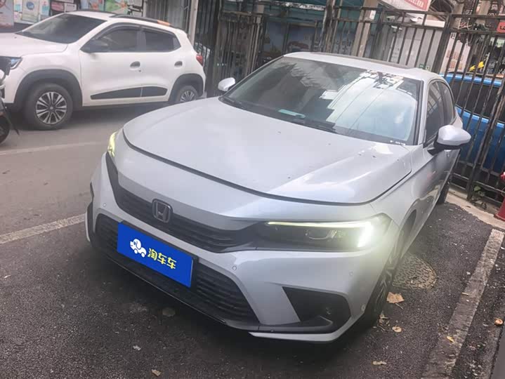 Фото 1 - Honda Civic