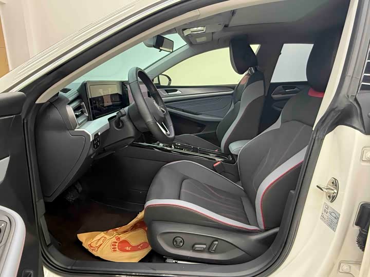 Фото 7 - Volkswagen Lamando L