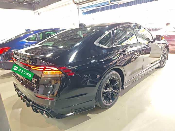 Фото 7 - Honda Accord