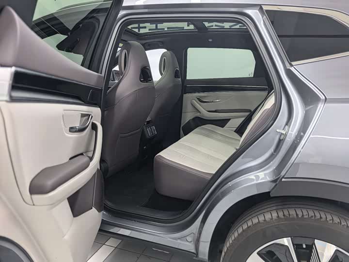 Фото 7 - BYD Song Plus Hybrid/EV