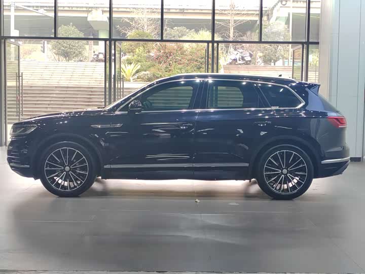 Фото 6 - Volkswagen Touareg