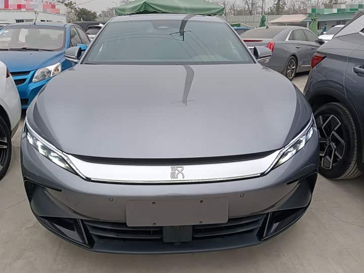 Фото 3 - BYD Han