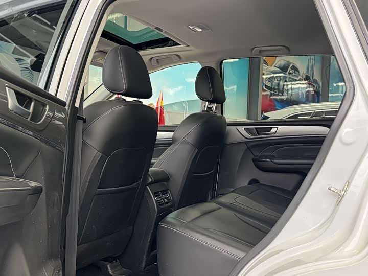 Фото 8 - Haval M6