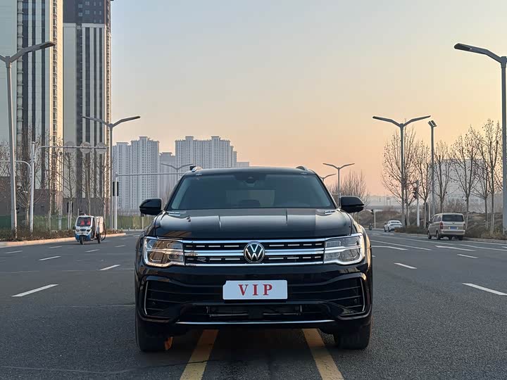 Фото 2 - Volkswagen Teramont Pro