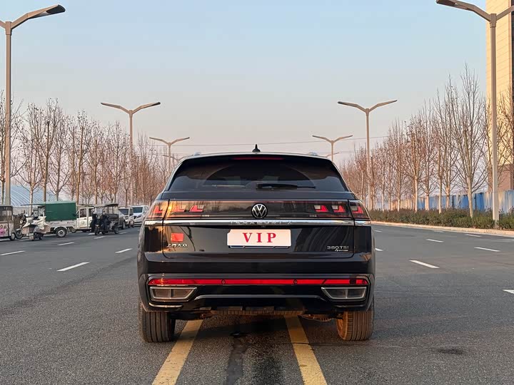 Фото 8 - Volkswagen Teramont Pro