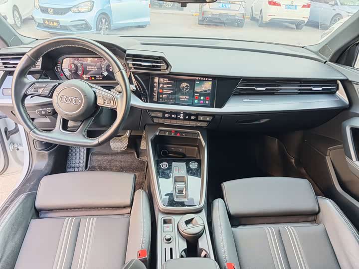 Фото 5 - Audi A3