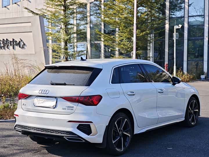 Фото 9 - Audi A3