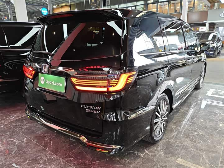 Фото 7 - Honda Elysion