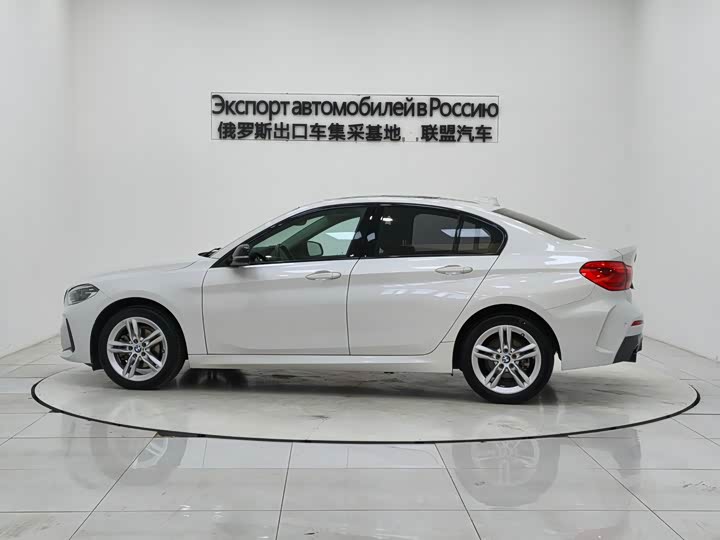 Фото 3 - BMW 1 Series