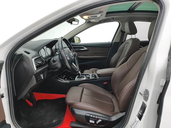 Фото 6 - BMW 1 Series