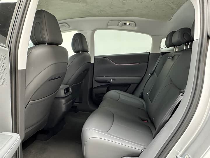 Фото 8 - XPeng G6