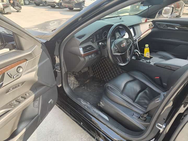 Фото 3 - Cadillac CT6