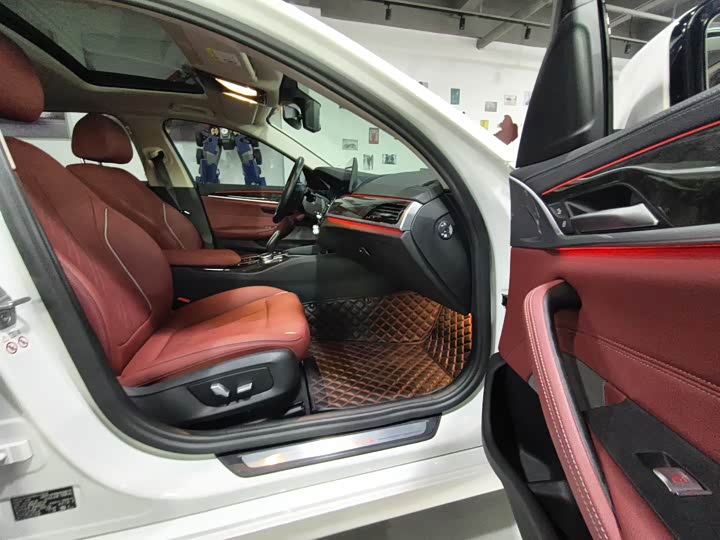 Фото 7 - BMW 5 Series