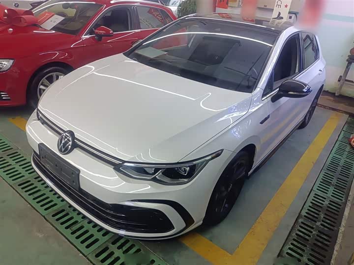 Фото 2 - Volkswagen Golf