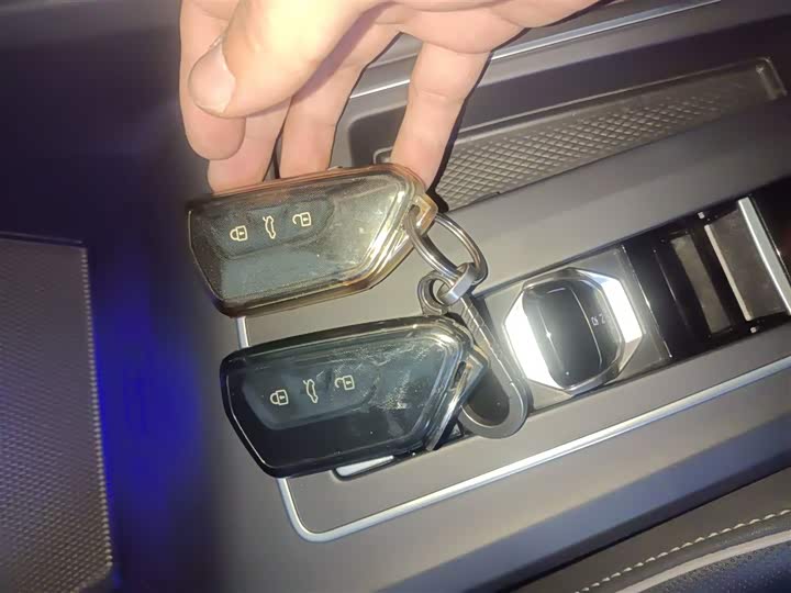 Фото 9 - Volkswagen Golf