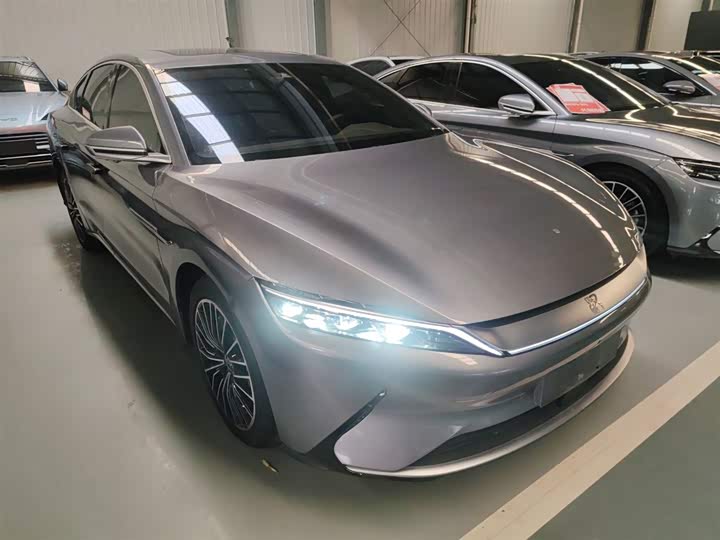 Фото 4 - BYD Han