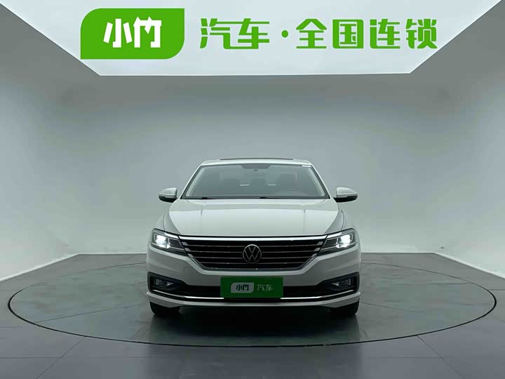 Фото 2 - Volkswagen Lavida