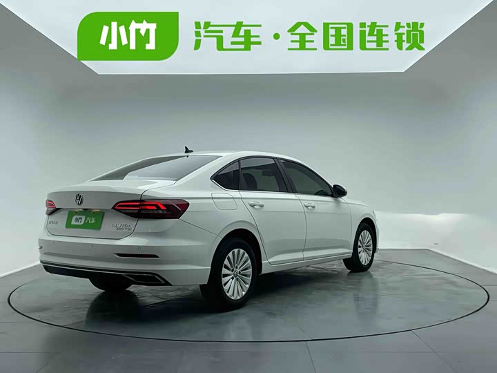 Фото 8 - Volkswagen Lavida