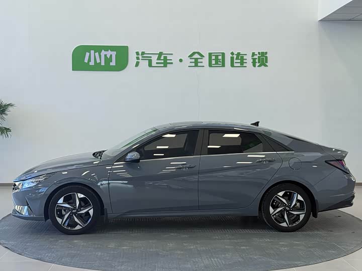 Фото 2 - Hyundai Elantra N line