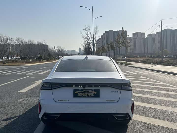 Фото 8 - Chery Arrizo 8