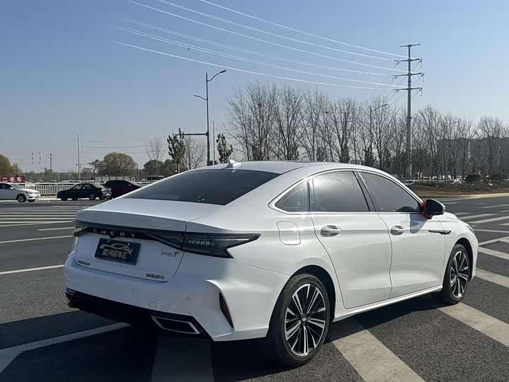 Фото 9 - Chery Arrizo 8