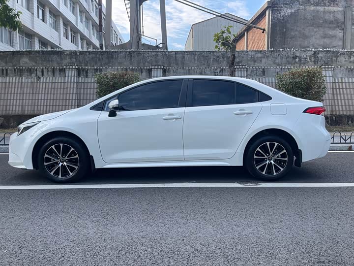 Фото 7 - Toyota Levin