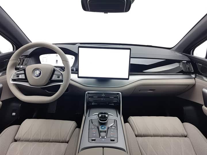 Фото 5 - BYD Tang Hybrid/EV