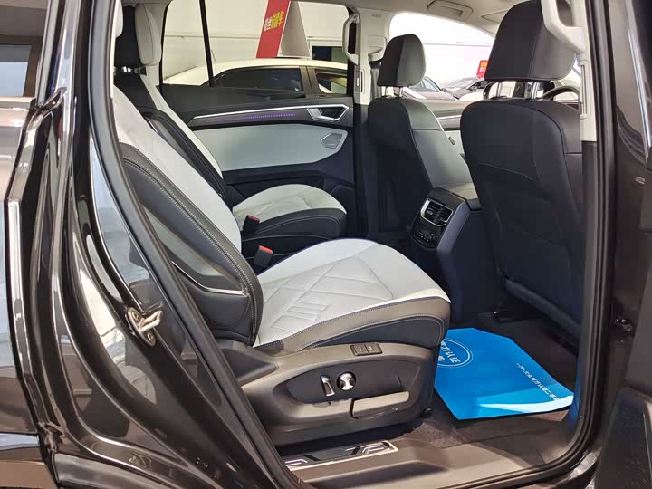 Фото 9 - Volkswagen Talagon