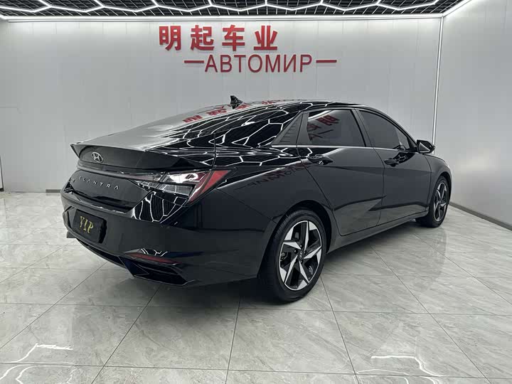 Фото 7 - Hyundai Elantra N line