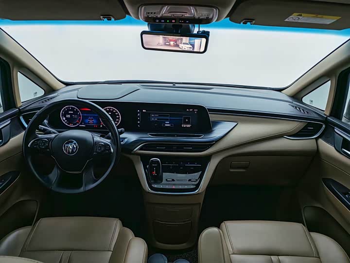 Фото 7 - Buick GL8 ES