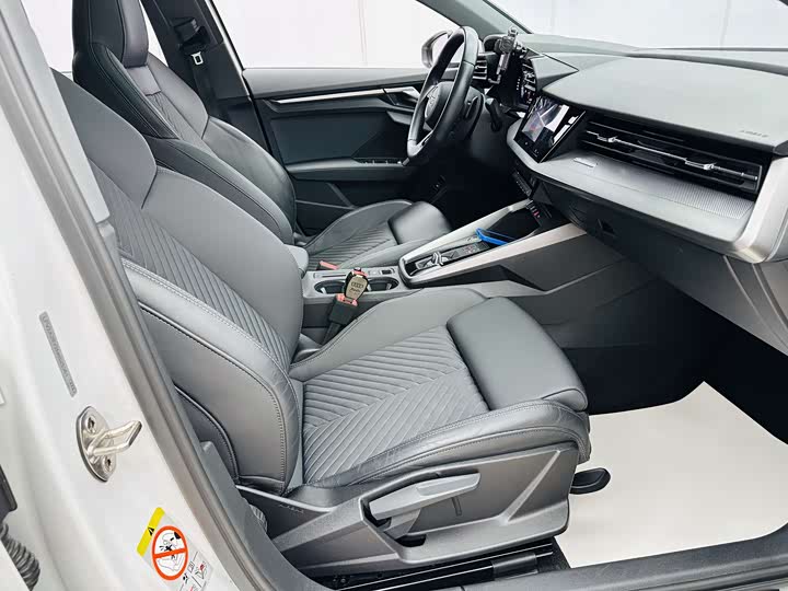 Фото 8 - Audi A3