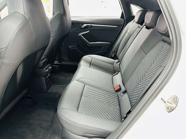 Фото 9 - Audi A3