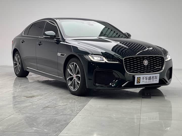 Фото 3 - Jaguar XF L