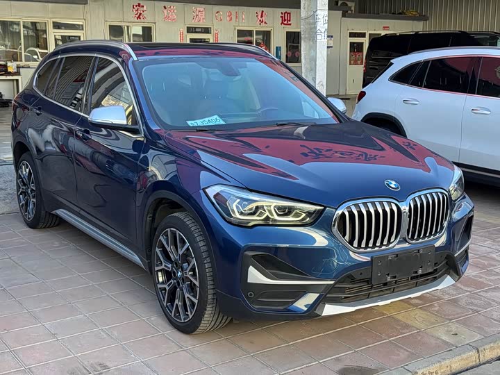Фото 3 - BMW X1