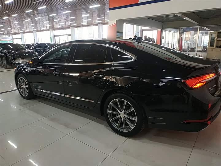 Фото 5 - Buick LaCrosse