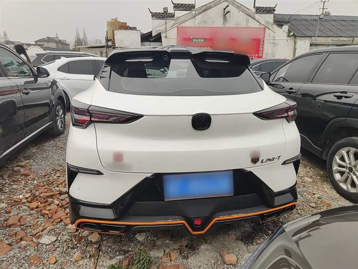 Фото 5 - Changan UNI-T