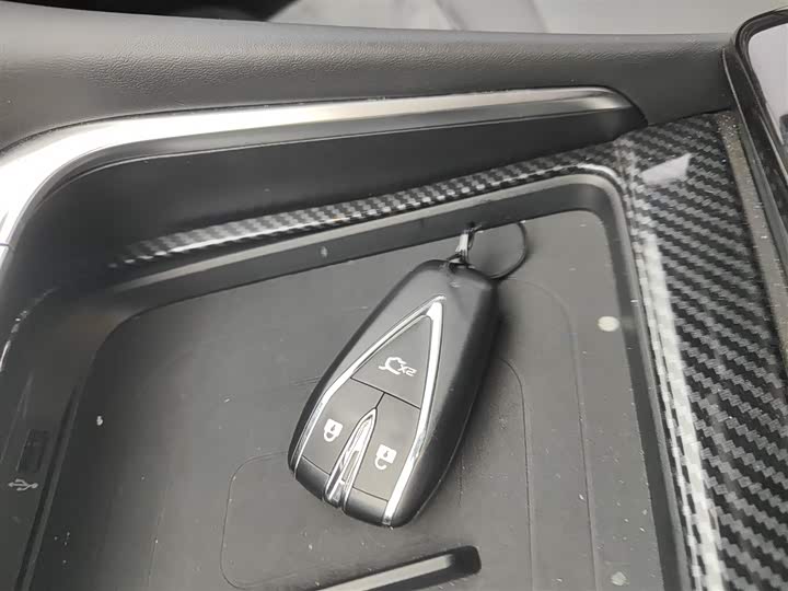 Фото 8 - Changan UNI-T