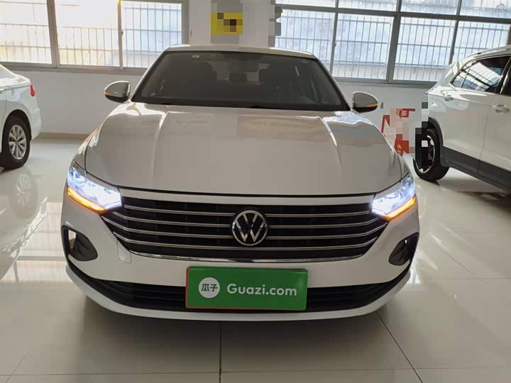 Фото 3 - Volkswagen Lavida