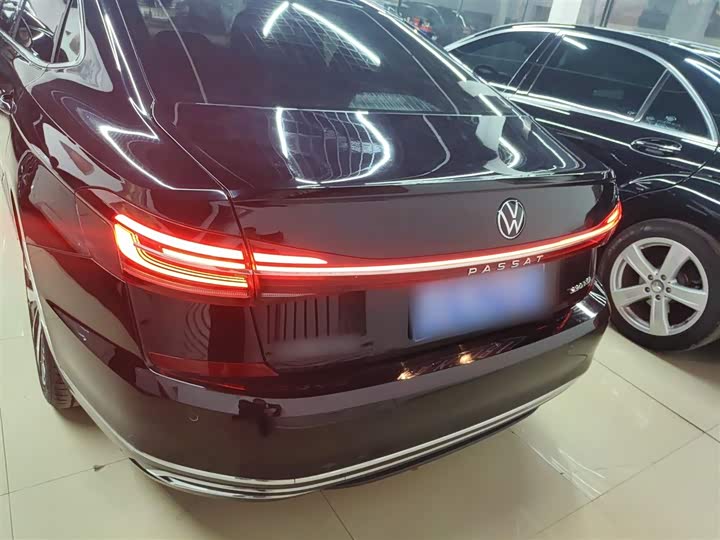 Фото 6 - Volkswagen Passat