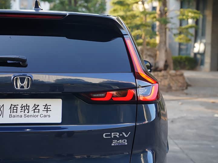 Фото 7 - Honda CR-V
