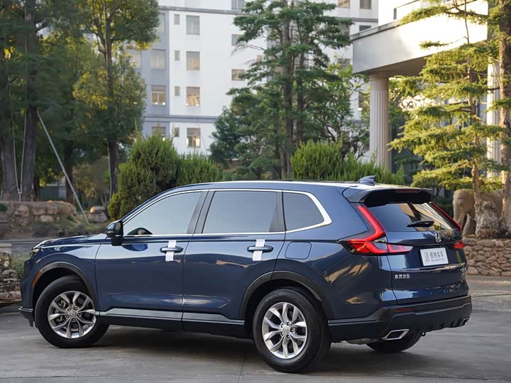 Фото 8 - Honda CR-V