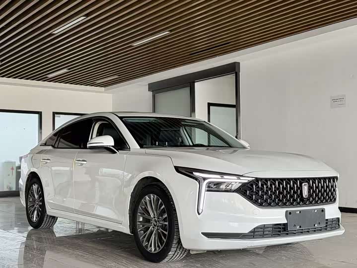 Фото 3 - Bestune B70