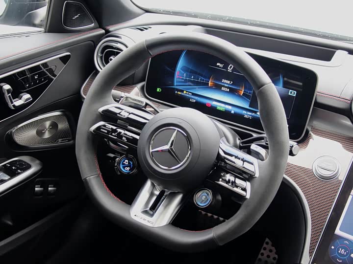 Фото 3 - Mercedes-Benz C-Class AMG Hybrid