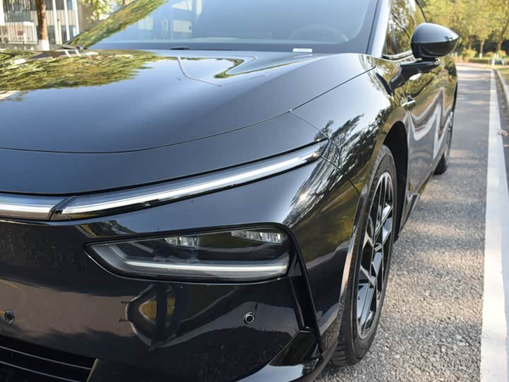 Фото 9 - XPeng F57