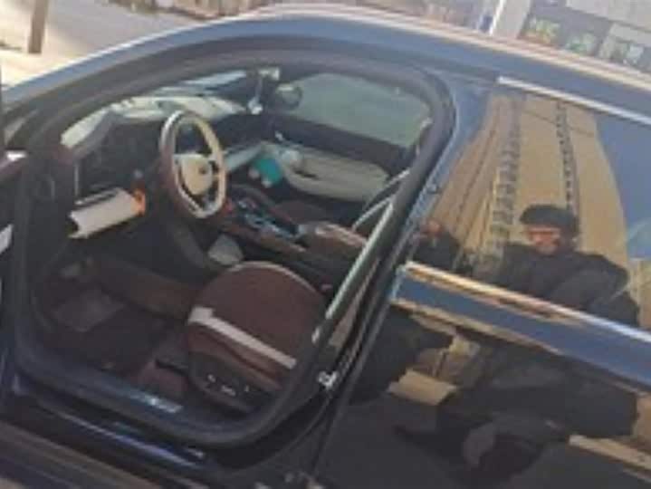 Фото 9 - Geely Monjaro